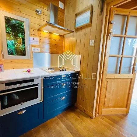 Chalet Bord De Mer Proche Deauville Le Bois Plage *