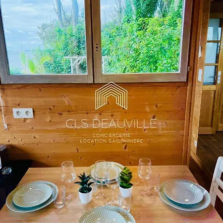 Chalet Bord De Mer Proche Deauville Le Bois Plage *